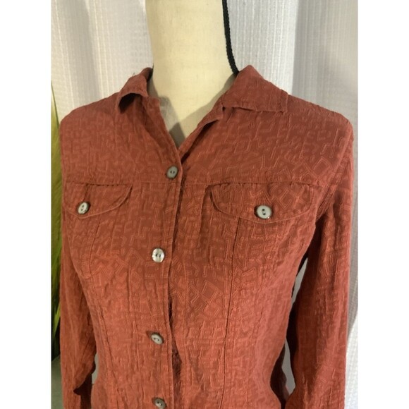 Chicos Women’s 0 US S 100% Silk Top Rust Geometric Long Sleeve Blouse - Picture 2 of 10